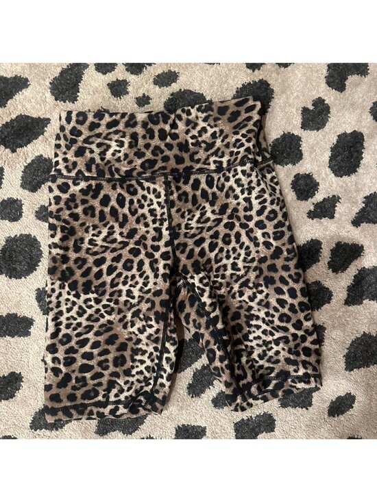 Spiritual Gangster Pants - Leopard Shorts Spiritual Gangster